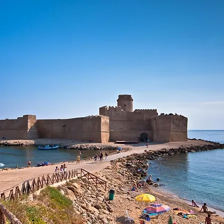 Appartamento Le Castella 아파트 *