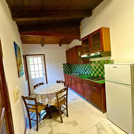 Appartamento Le Castella 아파트 레 카스텔라
