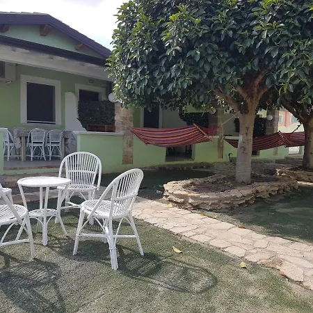 Appartamento Le Castella * لا كاستيلا