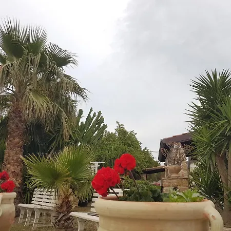 Appartamento Le Castella شقة *